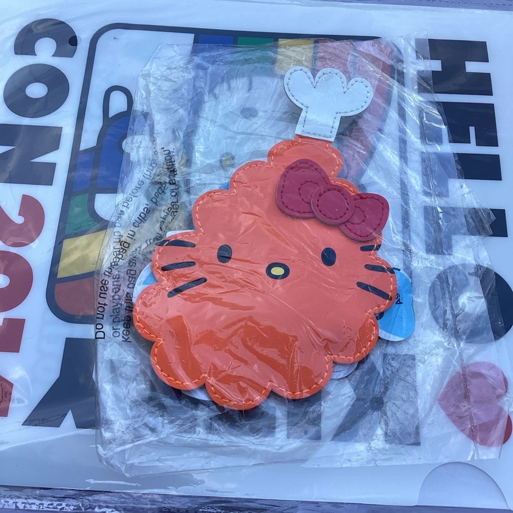 NWT Sanrio 2013 Hello Kitty Drumstick Graphic Coin Purse Vinyl Hard to find - Picture 2 of 4
